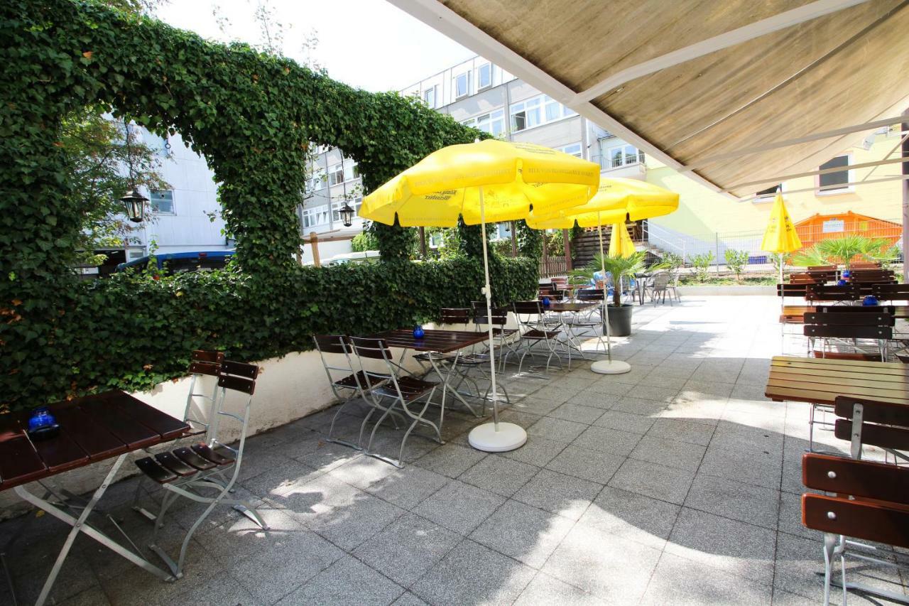 Hotel Pension Koeberl München Buitenkant foto