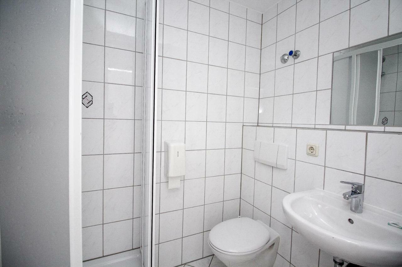 Hotel Pension Koeberl München Buitenkant foto