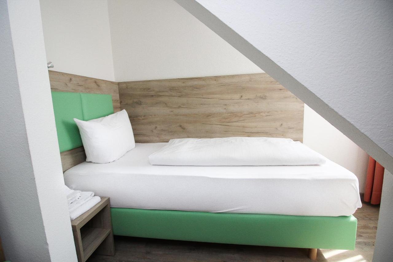 Hotel Pension Koeberl München Buitenkant foto